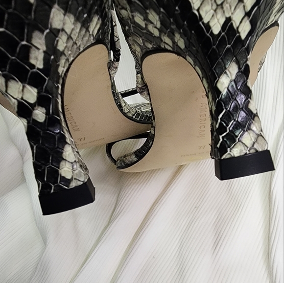 GOOD American Python Stone Square Toe Kitten Heel- Size 7.5 - Picture 9 of 9